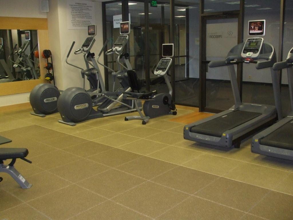 Doubletree By Hilton Hotel & Executive Meeting Center Omaha-Downtown מתקנים תמונה