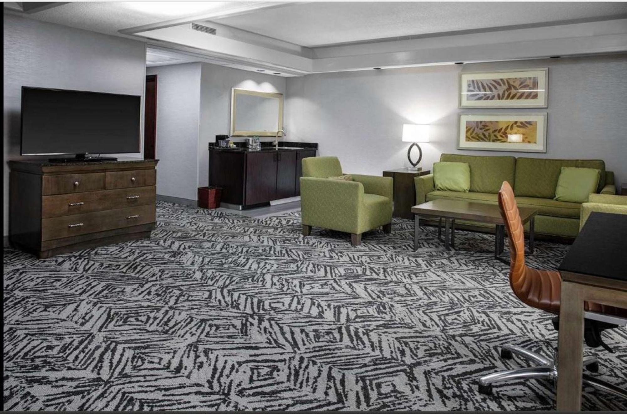 Doubletree By Hilton Hotel & Executive Meeting Center Omaha-Downtown מראה חיצוני תמונה