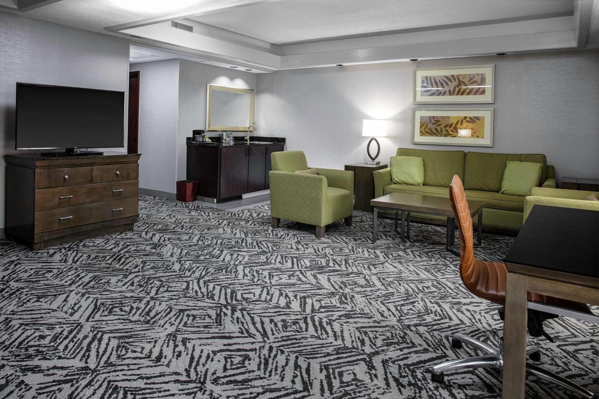 Doubletree By Hilton Hotel & Executive Meeting Center Omaha-Downtown מראה חיצוני תמונה