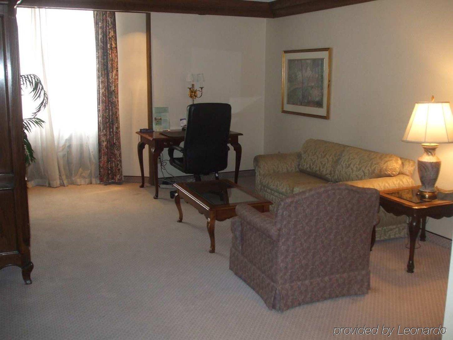 Doubletree By Hilton Hotel & Executive Meeting Center Omaha-Downtown חדר תמונה